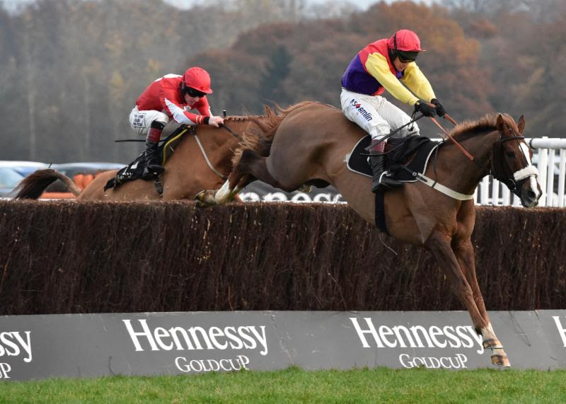 Native River Wins Hennessy Giold Cup 2016